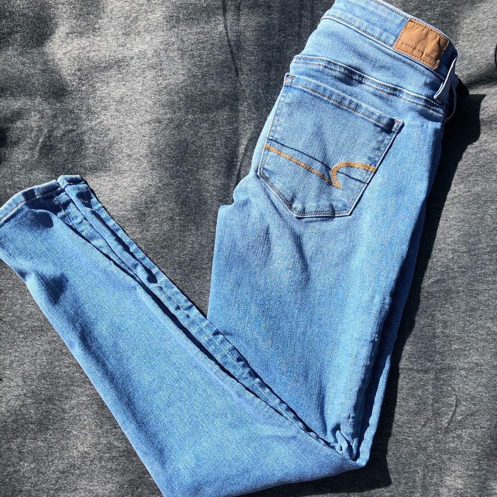 American Eagle skinny jeans